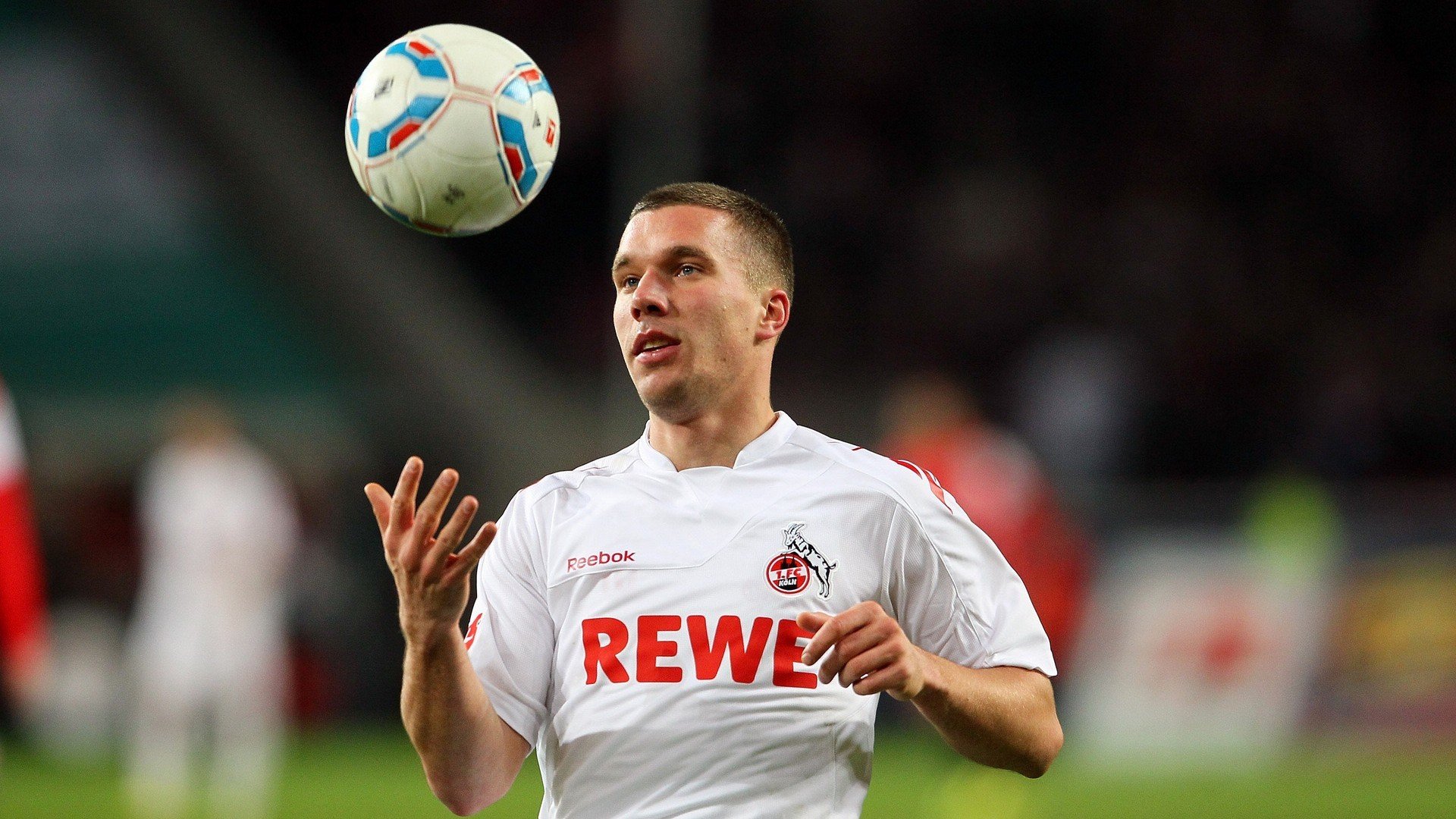 亚洲杯国足逆转 球员拼劲令人动容,亚洲杯国足名单